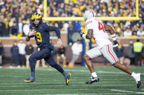 Michigan QB JJ McCarthy new favorite in updated Heisman .